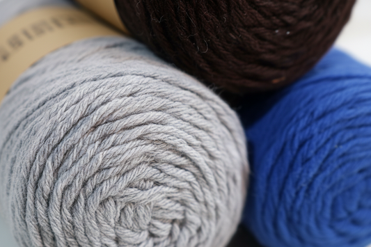 Pack 3 x Barbante M 125g / 100m - Cinzento Castanho Azul