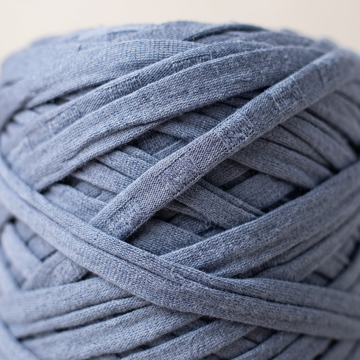 Fio de Malha Trapilho WelcomeYarn 120m – Azul Denim Texturizado (Alta Elasticidade)
