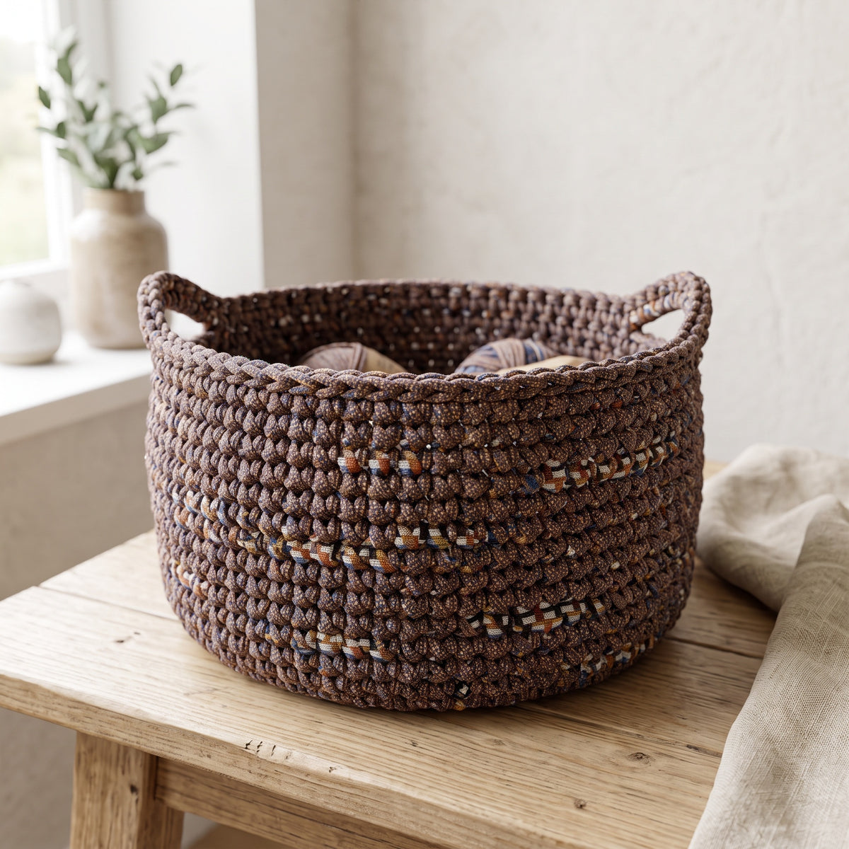 Trapilho Reciclado WelcomeYarn 120m – Castanho Mesclado Étnico | Fio de Malha Made in Portugal