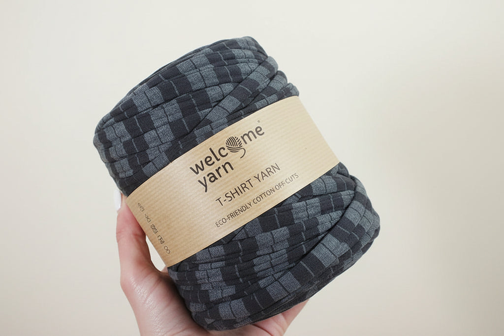 T-shirt Yarn Dark Grey Stripes