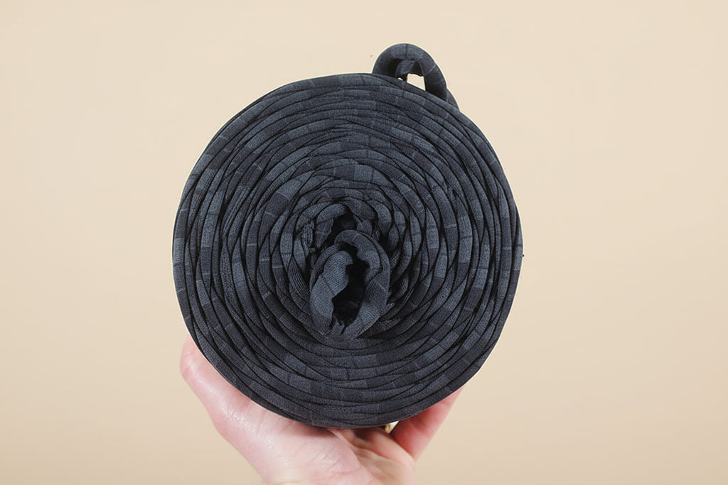 T-shirt Yarn Dark Grey Stripes