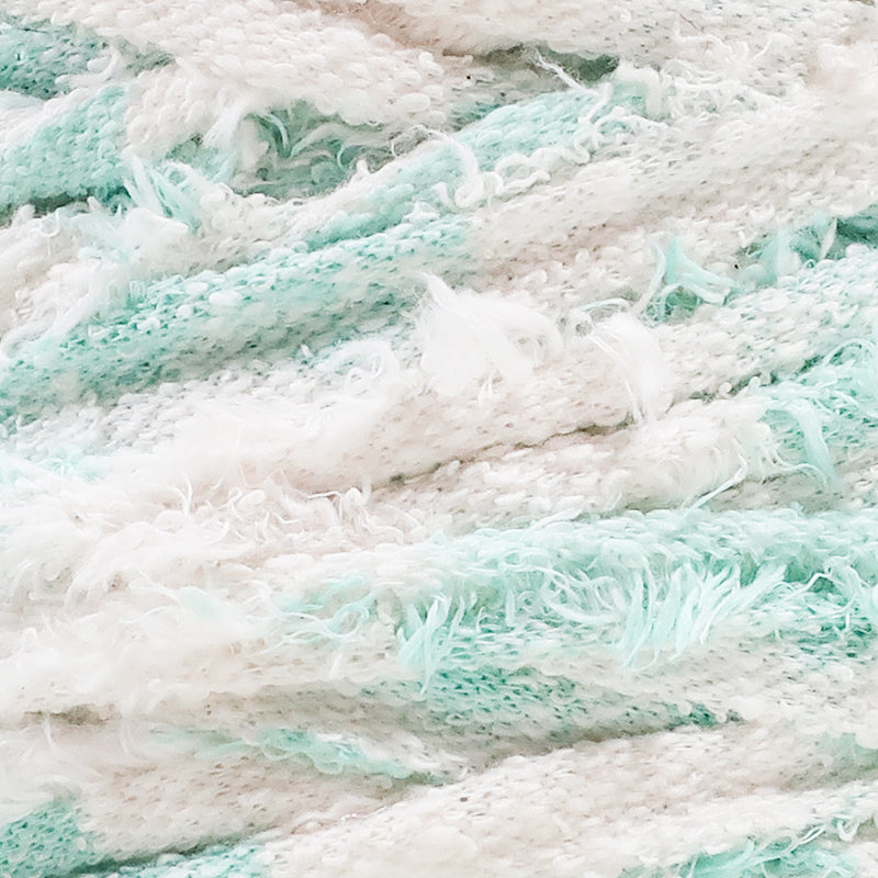 T-shirt Yarn Scruffy White Green