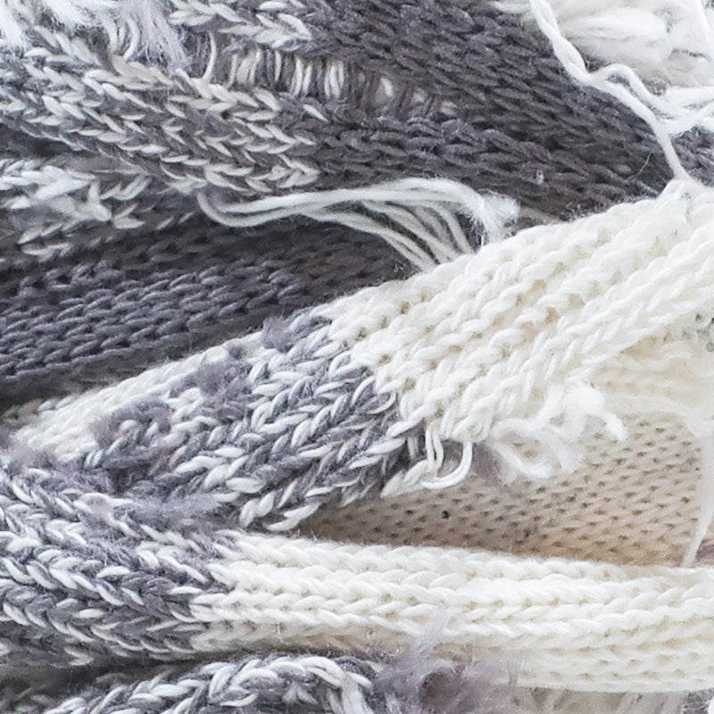 T-shirt Yarn Scruffy Grey White