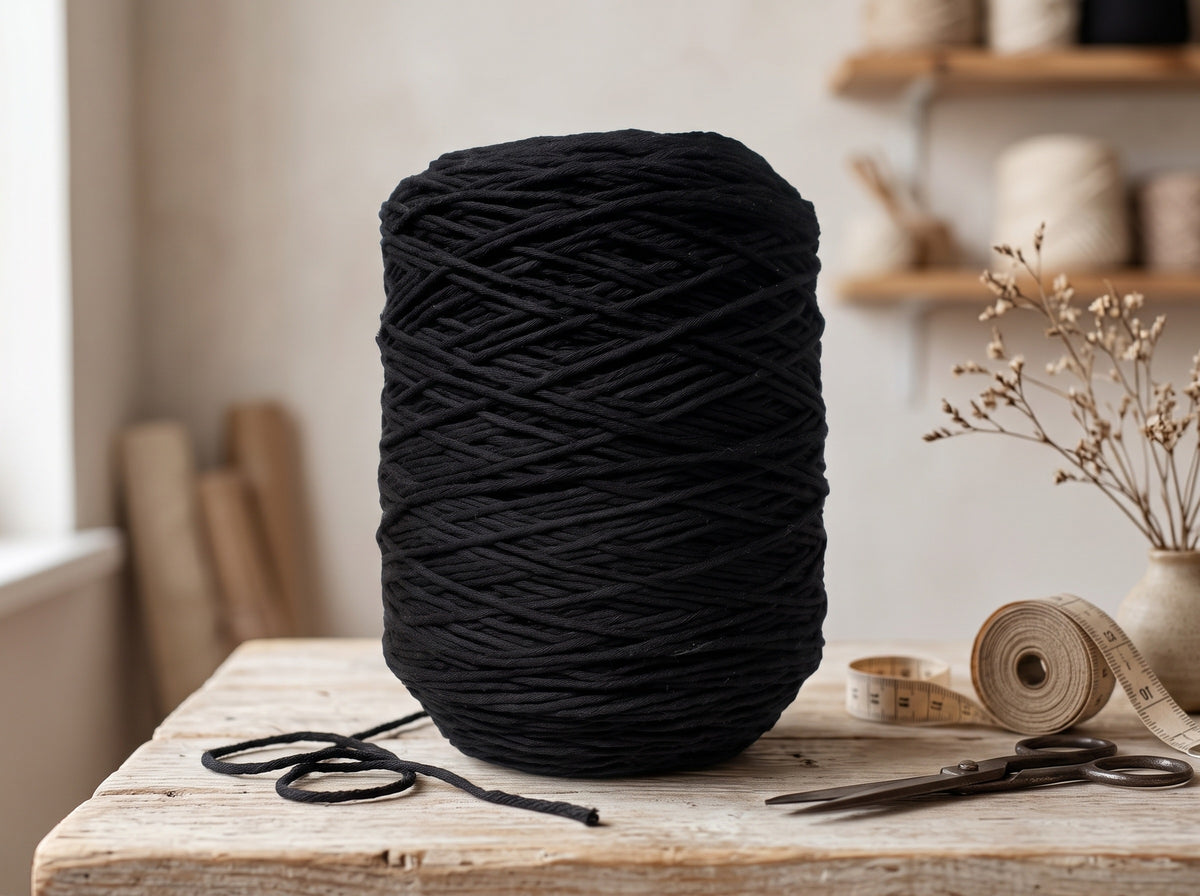 Fio Barbante XXL Preto 4mm WelcomeYarn (4.30kg / 860m) – Bobine Industrial de Algodão Reciclado para Macramé