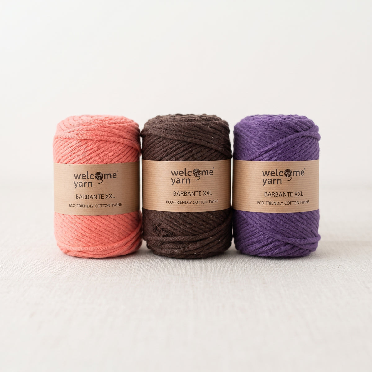 Pack 3 Barbante XXL WelcomeYarn – Algodão Reciclado 4mm (Chocolate, Roxo e Rosa Coral)