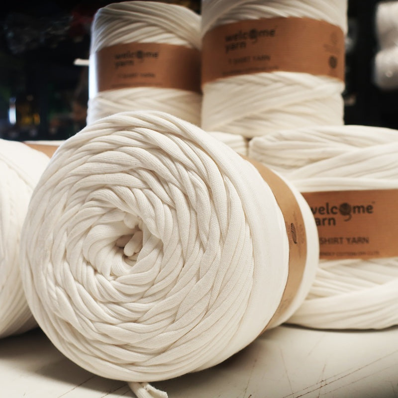 Pack of 10 Off-White T-shirt Yarn Bobbins – 100% Recycled Textile Yarn Made in Portugal (85% Recycled Cotton, 120m each, Eco-friendly Fabric Yarn for Crochet and Knitting)