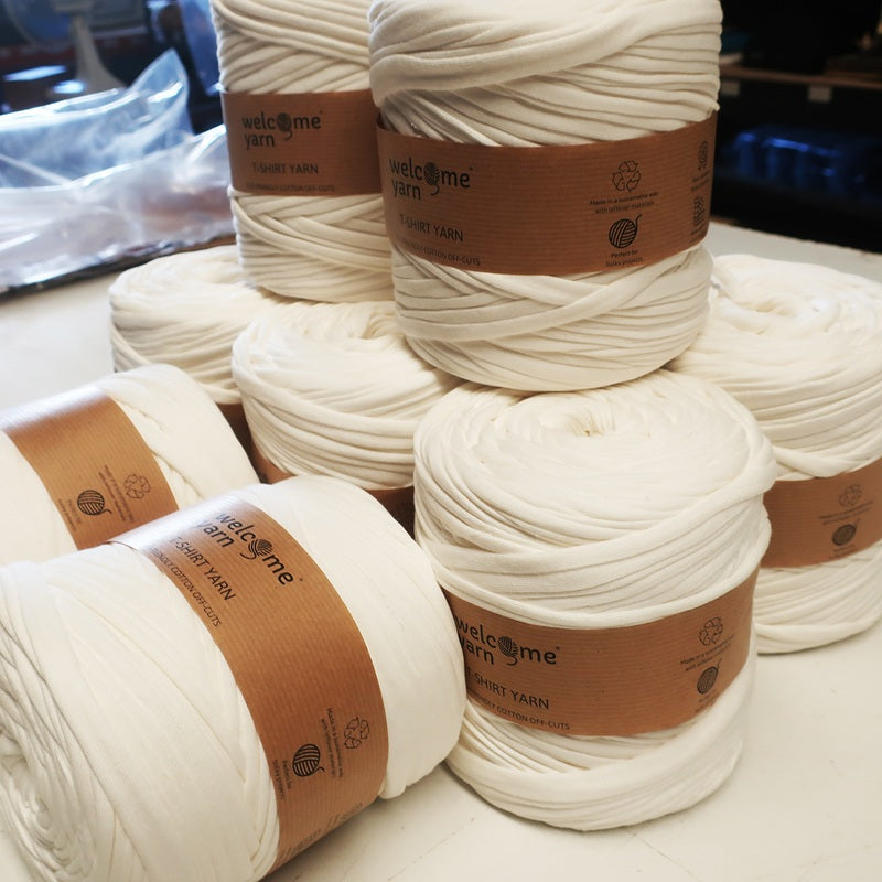 Pack of 10 Off-White T-shirt Yarn Bobbins – 100% Recycled Textile Yarn Made in Portugal (85% Recycled Cotton, 120m each, Eco-friendly Fabric Yarn for Crochet and Knitting)