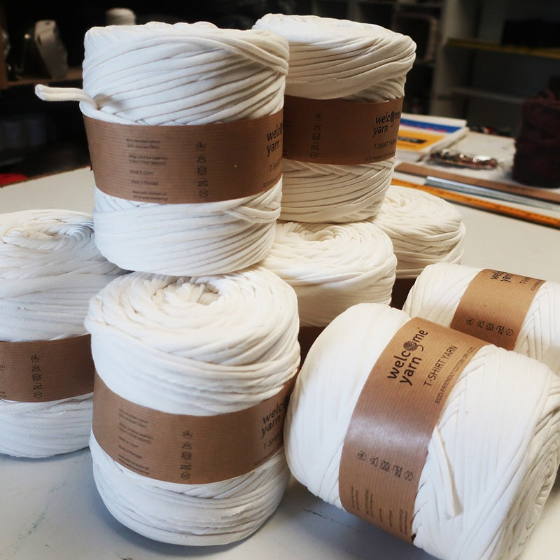 Pack of 10 Off-White T-shirt Yarn Bobbins – 100% Recycled Textile Yarn Made in Portugal (85% Recycled Cotton, 120m each, Eco-friendly Fabric Yarn for Crochet and Knitting)