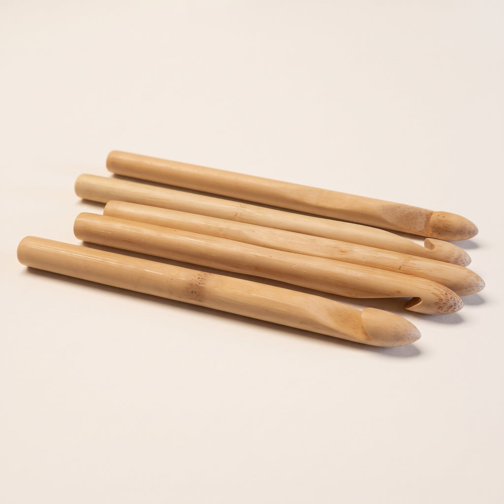 Agulha de Croché em Bambu Natural – Vários Tamanhos